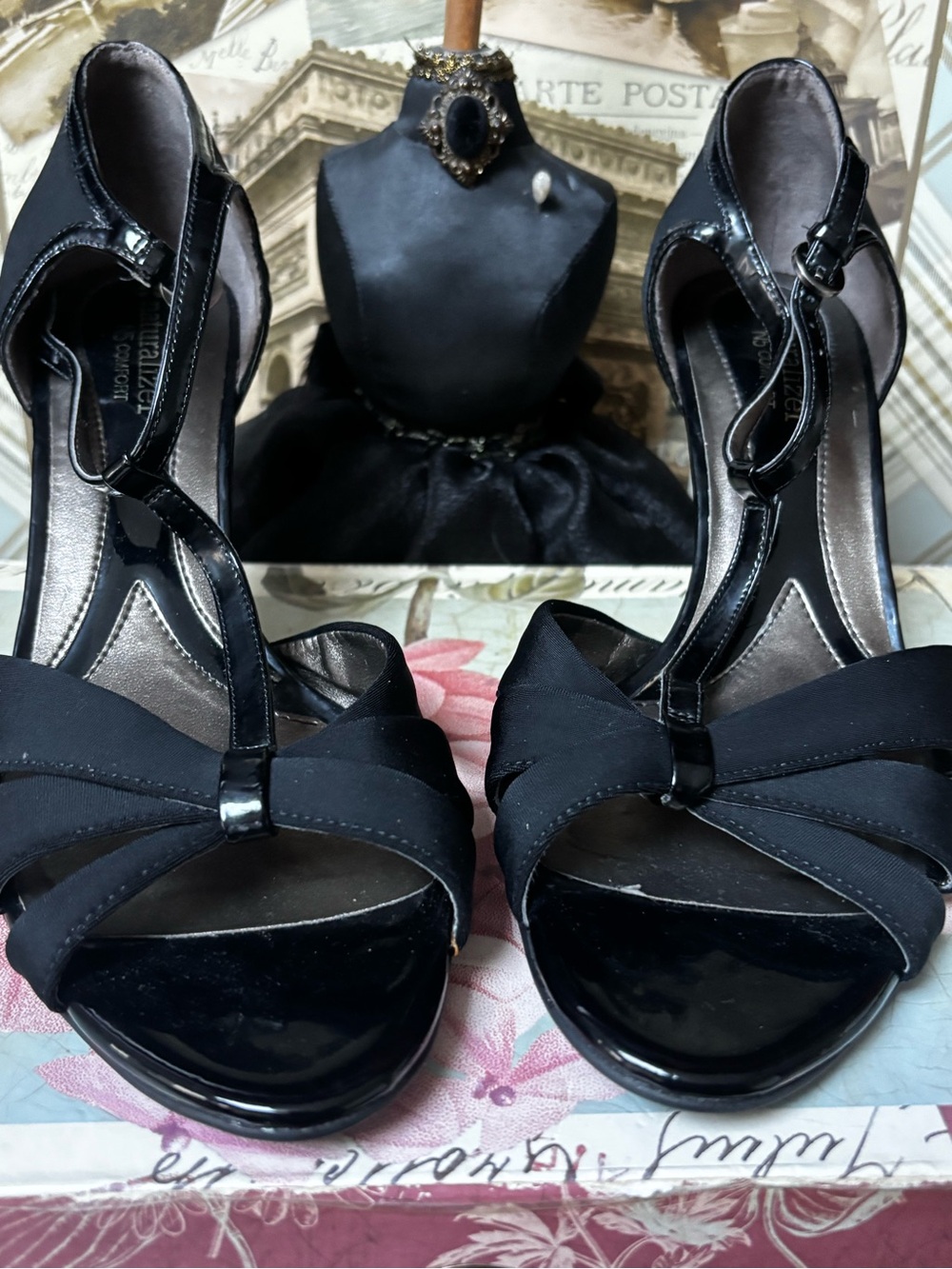 Naturalizer Princeton T-Strap Sandal, size 8.5